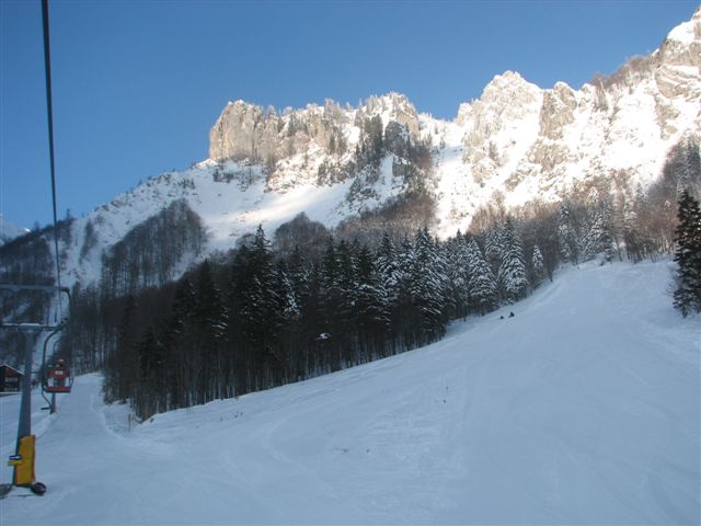 snezni_plaz_zelenica_2010_20100214_0477